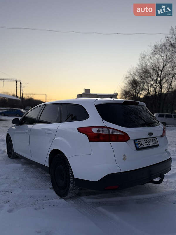 Универсал Ford Focus 2011 в Запорожье фото 3 Универсал Ford Focus 2011 в Запорожье