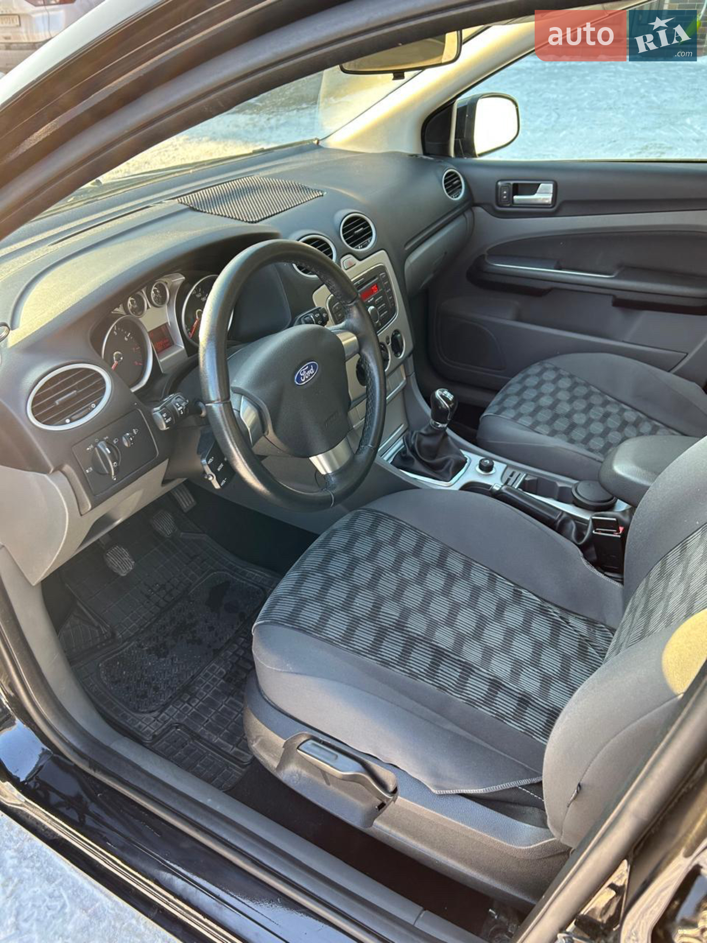 2011 Ford Focus - мініатюра 17