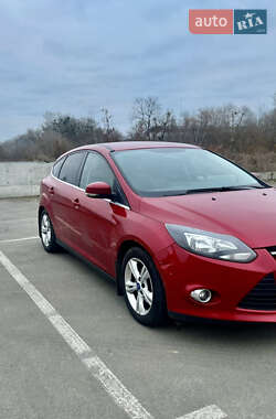 Хэтчбек Ford Focus 2012 в Зборове