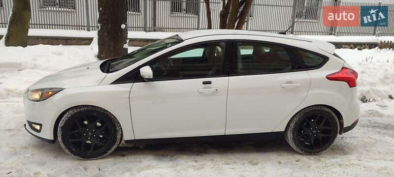 Хэтчбек Ford Focus 2016 в Ровно