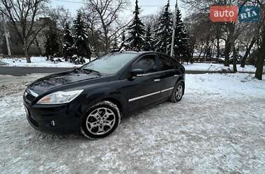 Хэтчбек Ford Focus 2010 в Днепре