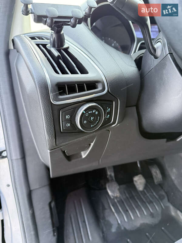Універсал Ford Focus 2013 в Львові фото 46 Універсал Ford Focus 2013 в Львові