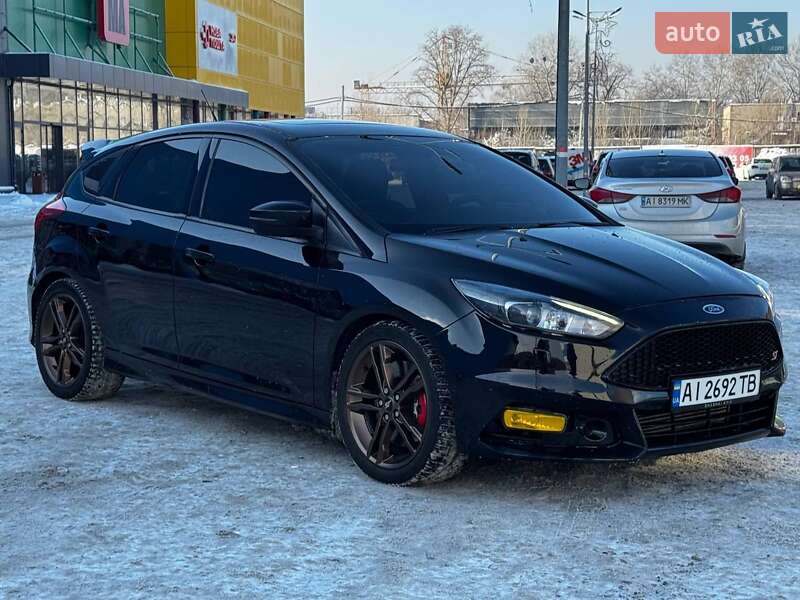 Хетчбек Ford Focus 2016 в Києві фото 3 Хетчбек Ford Focus 2016 в Києві