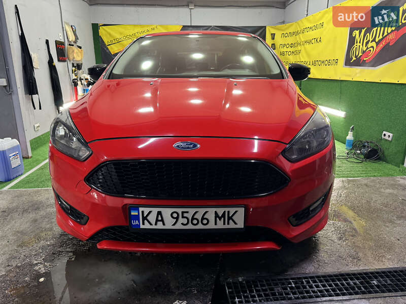 Хэтчбек Ford Focus 2016 в Киеве фото 3 Хэтчбек Ford Focus 2016 в Киеве