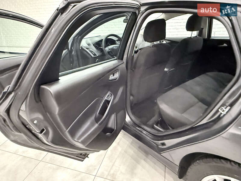 Седан Ford Focus 2015 в Одесі фото 23 Седан Ford Focus 2015 в Одесі