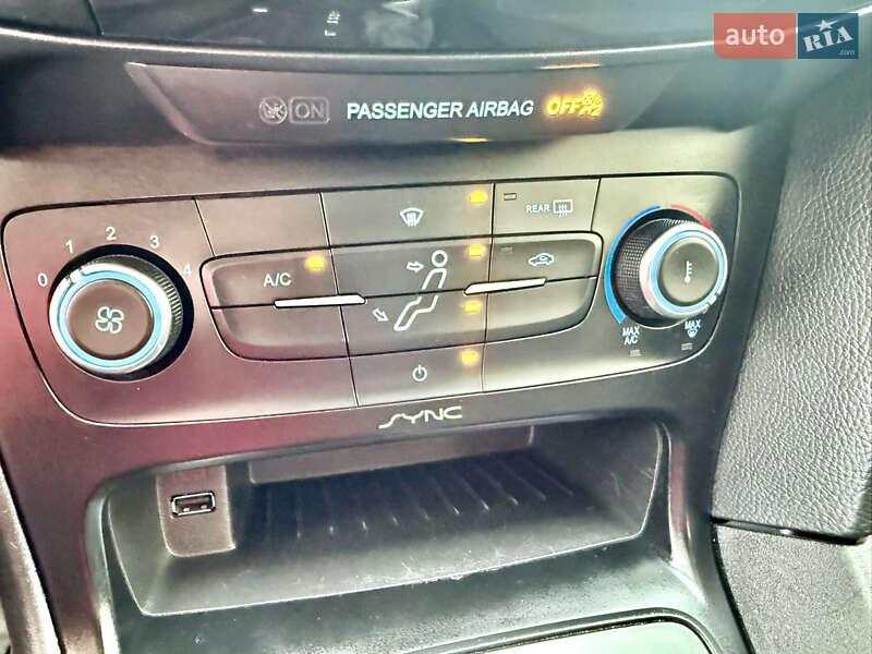 Седан Ford Focus 2015 в Одесі фото 70 Седан Ford Focus 2015 в Одесі