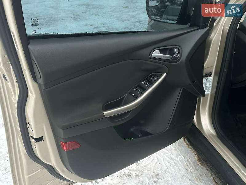 Седан Ford Focus 2018 в Черновцах