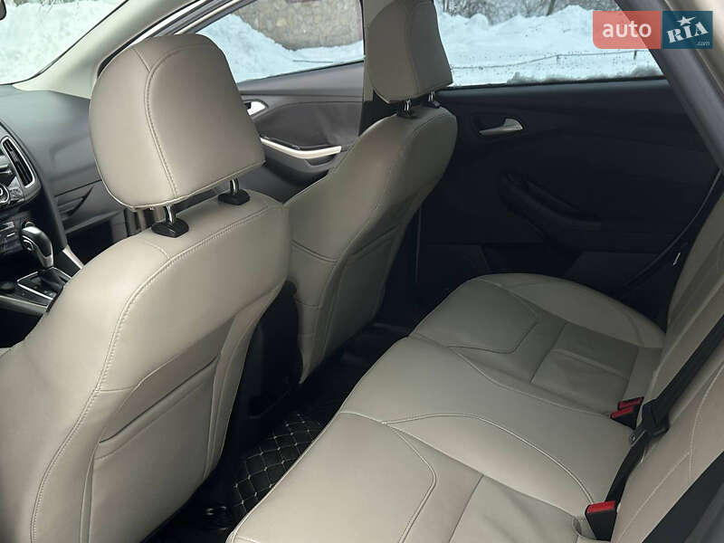 Седан Ford Focus 2018 в Черновцах