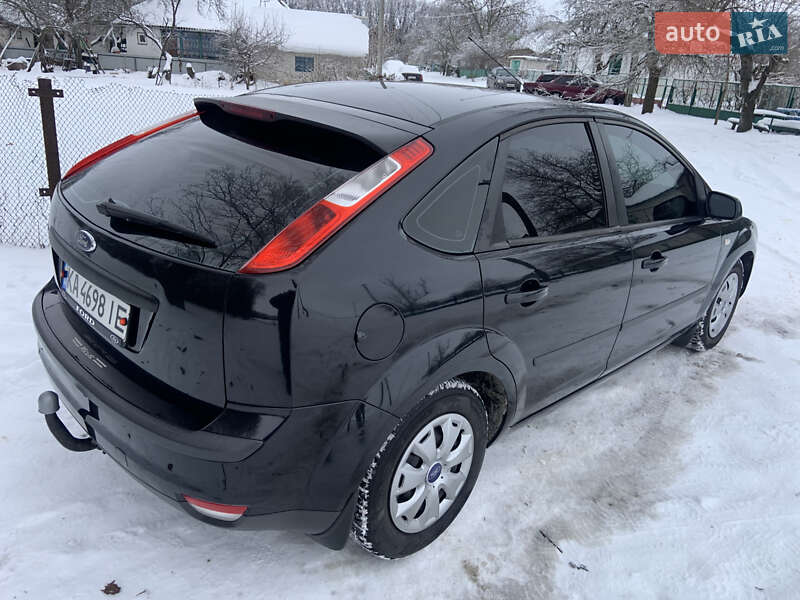 Хэтчбек Ford Focus 2005 в Киеве фото 2 Хэтчбек Ford Focus 2005 в Киеве