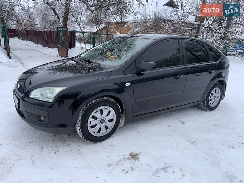 Хэтчбек Ford Focus 2005 в Киеве фото 7 Хэтчбек Ford Focus 2005 в Киеве
