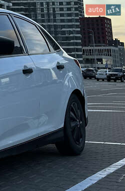 Седан Ford Focus 2015 в Киеве