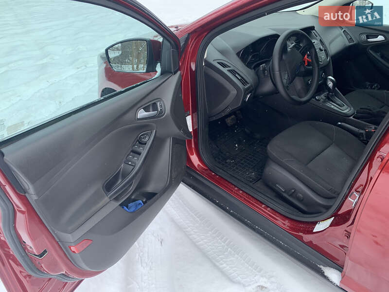 Седан Ford Focus 2015 в Сумах