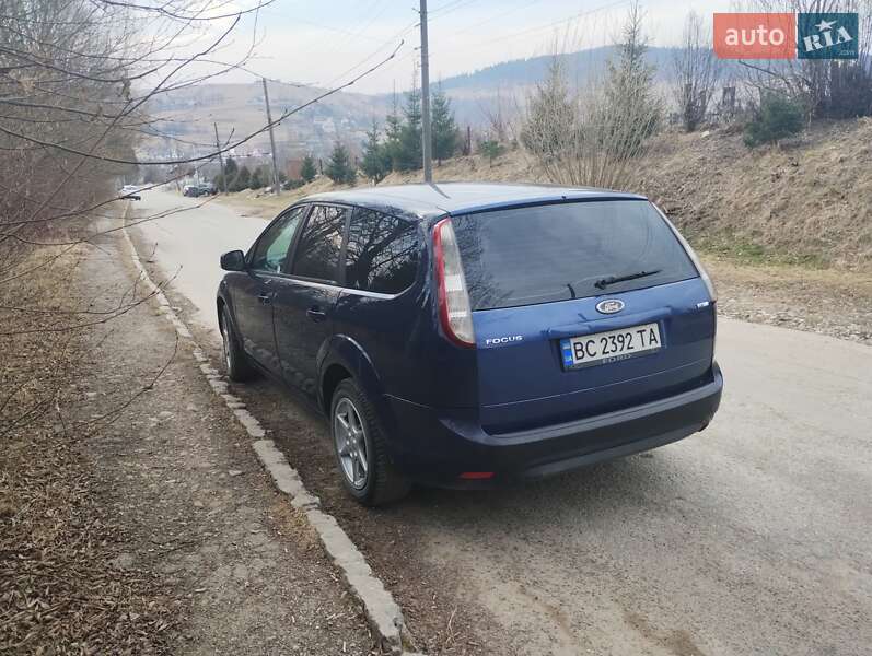 Універсал Ford Focus 2010 в Турці фото 5 Універсал Ford Focus 2010 в Турці