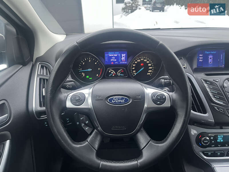 Хэтчбек Ford Focus 2012 в Стрые фото 23 Хэтчбек Ford Focus 2012 в Стрые