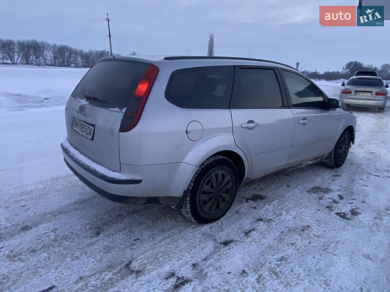 Універсал Ford Focus 2005 в Ромнах