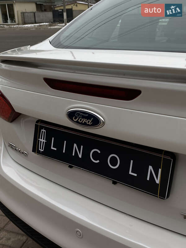 Седан Ford Focus 2014 в Кропивницком