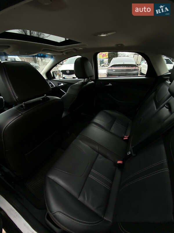 Седан Ford Focus 2014 в Кропивницком