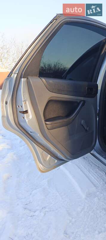 Хэтчбек Ford Focus 2005 в Харькове