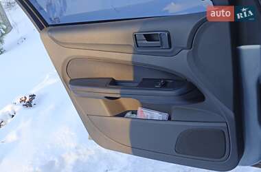 Хэтчбек Ford Focus 2005 в Харькове