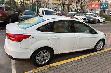 Седан Ford Focus 2015 в Киеве
