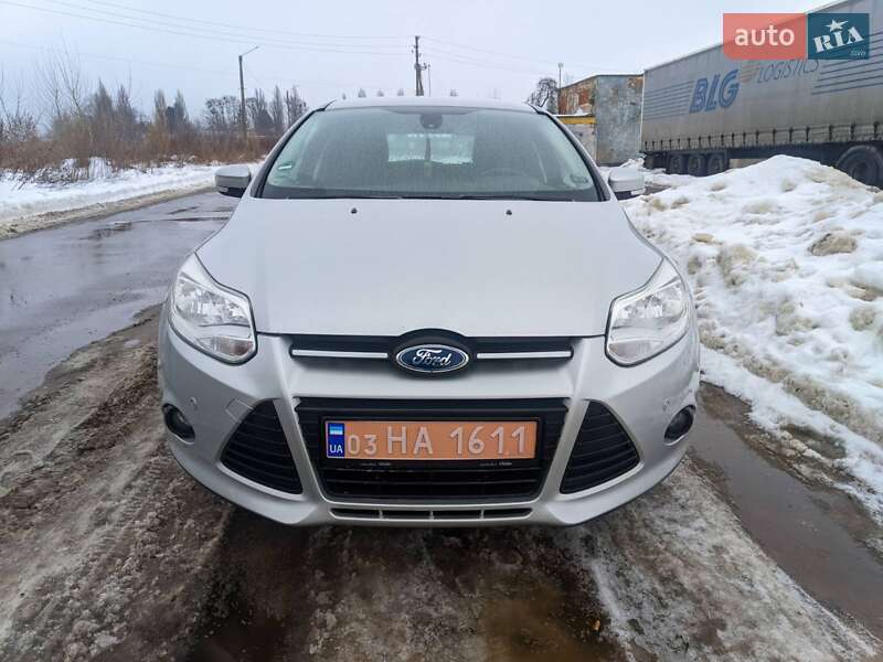 Универсал Ford Focus 2014 в Ровно фото Универсал Ford Focus 2014 в Ровно