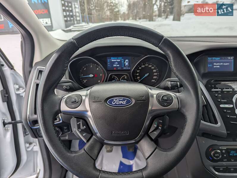 Хетчбек Ford Focus 2011 в Радивиліві фото 21 Хетчбек Ford Focus 2011 в Радивиліві