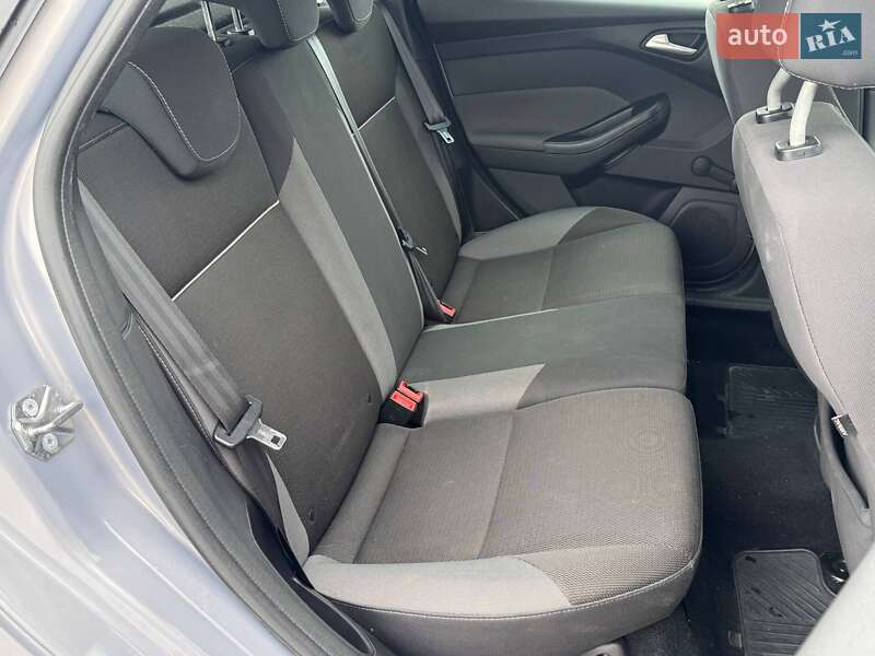 Хэтчбек Ford Focus 2013 в Киеве