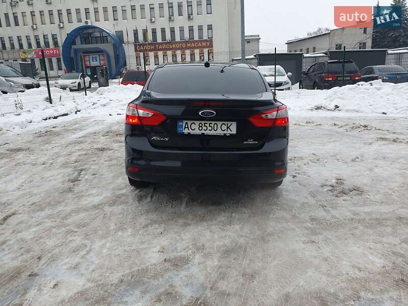 Седан Ford Focus 2013 в Киеве