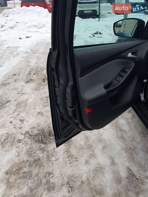 Седан Ford Focus 2013 в Киеве