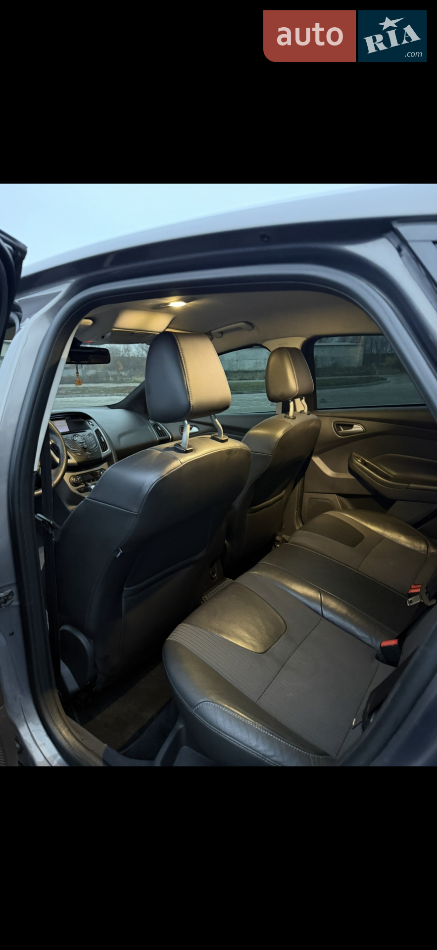 2011 Ford Focus - мініатюра 11