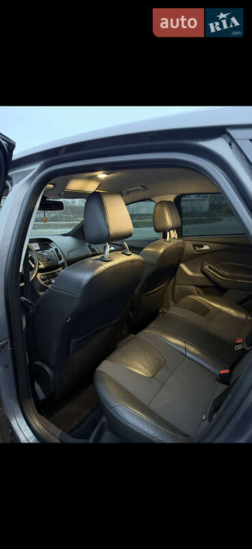 Хетчбек Ford Focus 2011 в Врадіївці фото 11 Хетчбек Ford Focus 2011 в Врадіївці