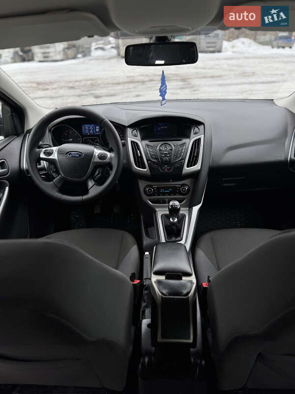 Універсал Ford Focus 2012 в Старокостянтинові