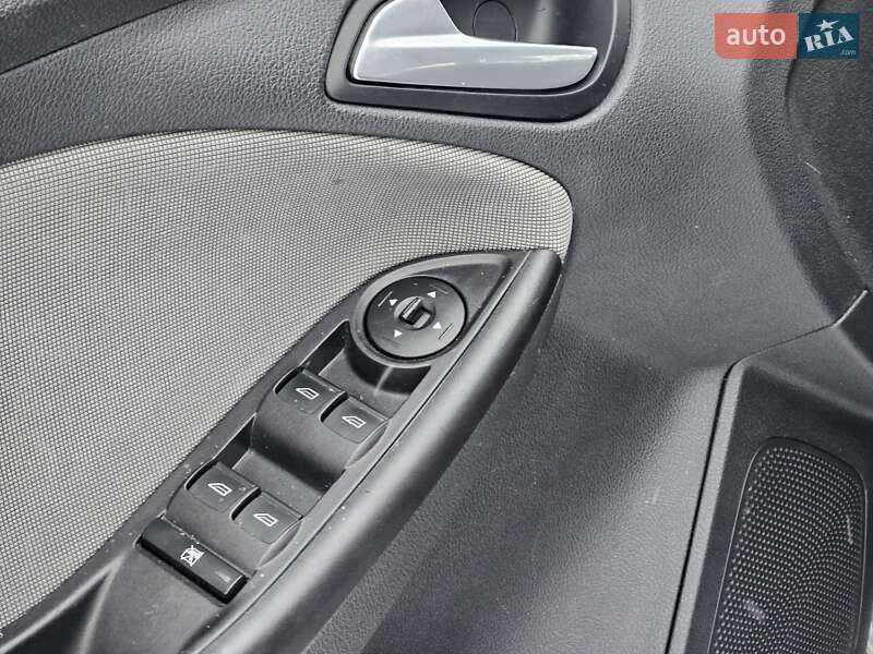 Седан Ford Focus 2014 в Києві