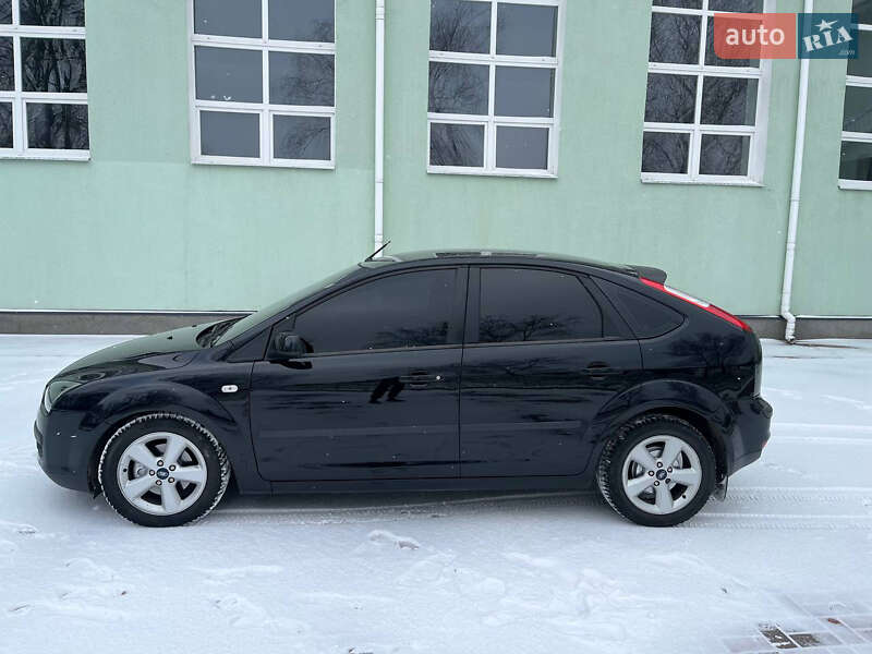 Хэтчбек Ford Focus 2005 в Полтаве