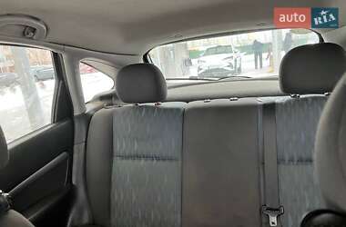 Хетчбек Ford Focus 2002 в Києві фото 2 Хетчбек Ford Focus 2002 в Києві