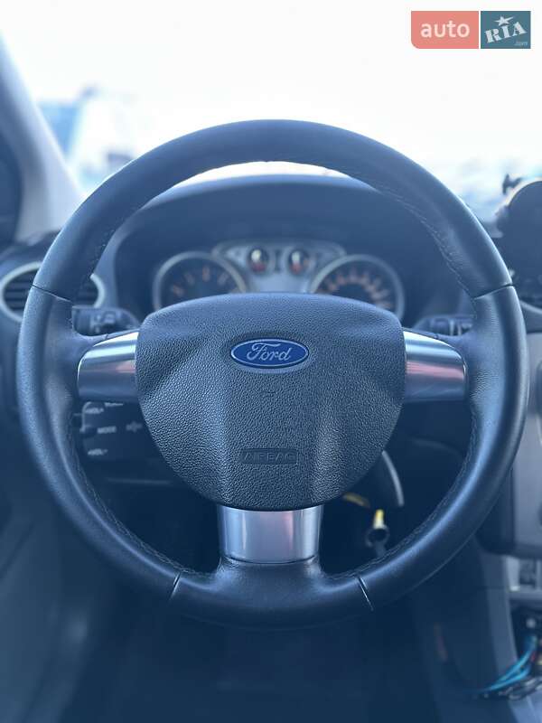Хетчбек Ford Focus 2009 в Білогородці фото 23 Хетчбек Ford Focus 2009 в Білогородці