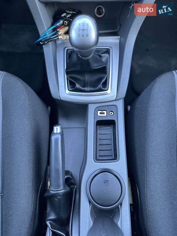 Хетчбек Ford Focus 2009 в Білогородці фото 24 Хетчбек Ford Focus 2009 в Білогородці