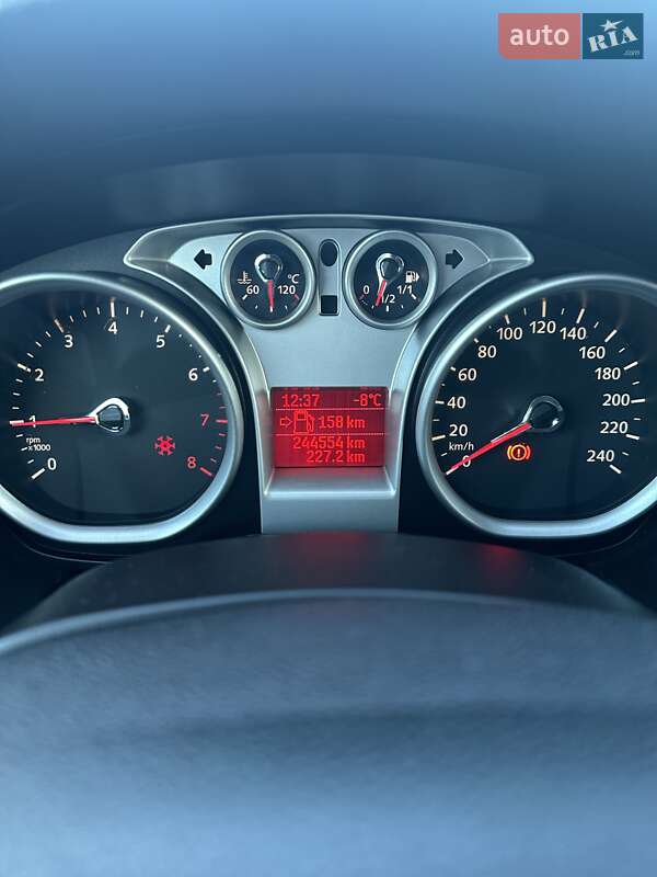 Хетчбек Ford Focus 2009 в Білогородці фото 29 Хетчбек Ford Focus 2009 в Білогородці