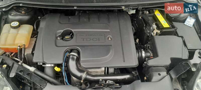 Хэтчбек Ford Focus 2010 в Ивано-Франковске