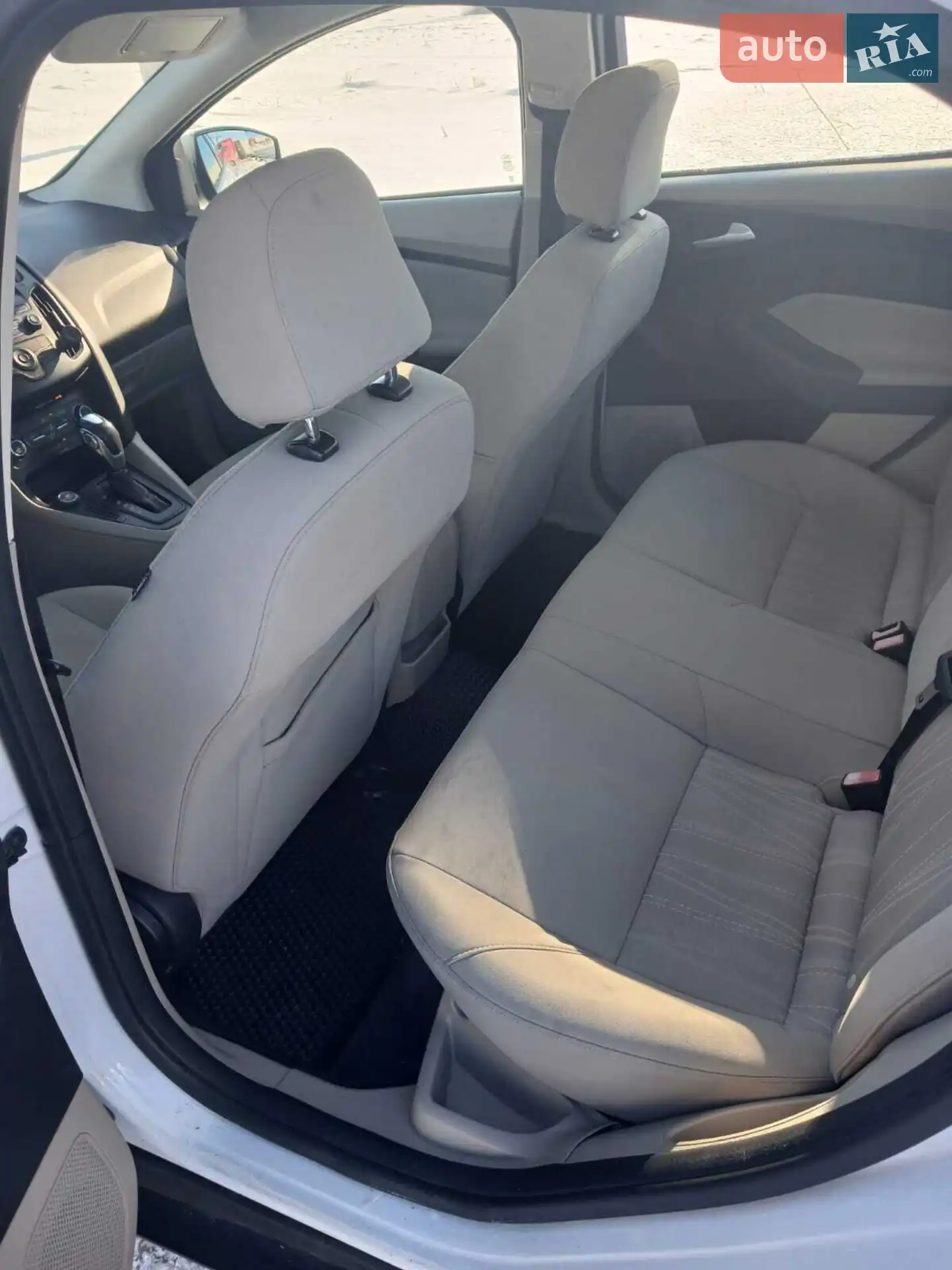 2015 Ford Focus - мініатюра 16