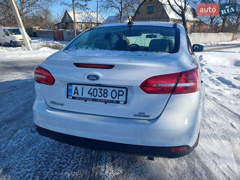 Седан Ford Focus 2015 в Киеве