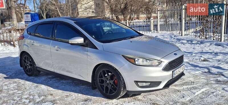 Хэтчбек Ford Focus 2016 в Киеве