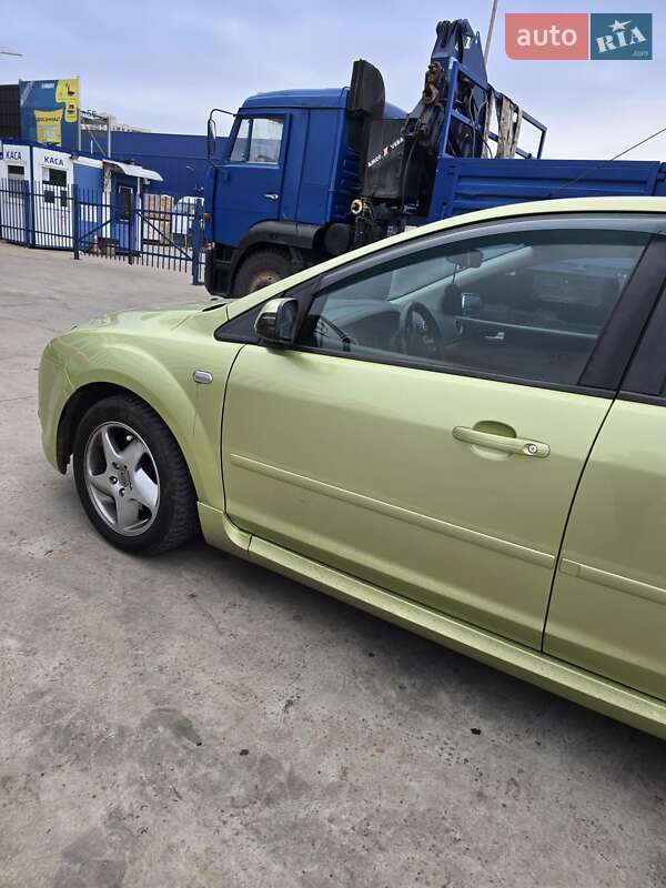 Хэтчбек Ford Focus 2007 в Одессе
