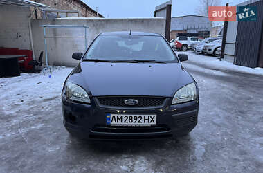 Хэтчбек Ford Focus 2006 в Киеве