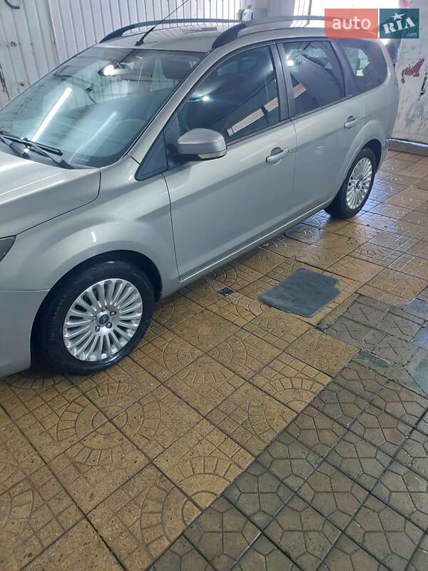 Універсал Ford Focus 2008 в Одесі