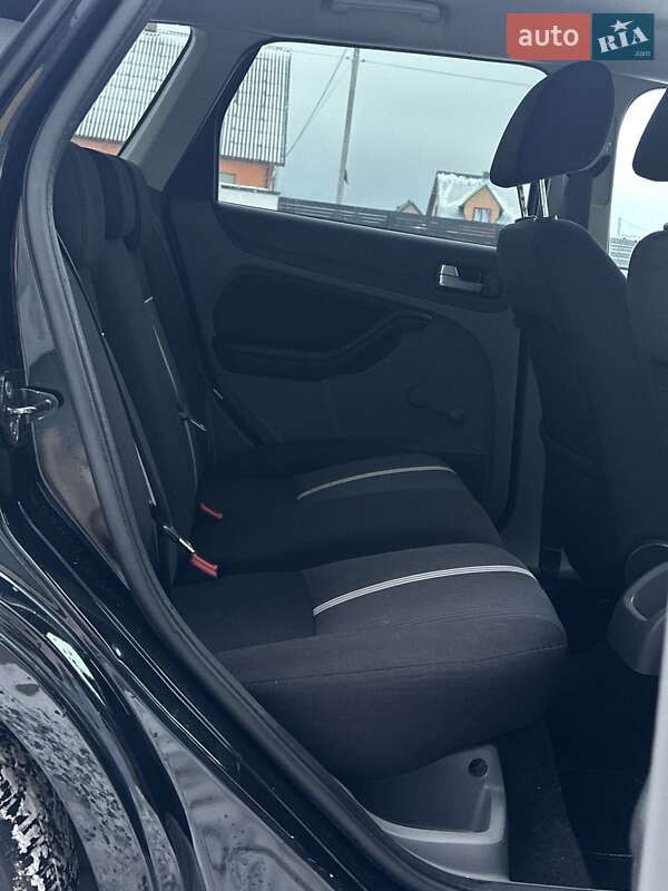 Универсал Ford Focus 2011 в Любешове