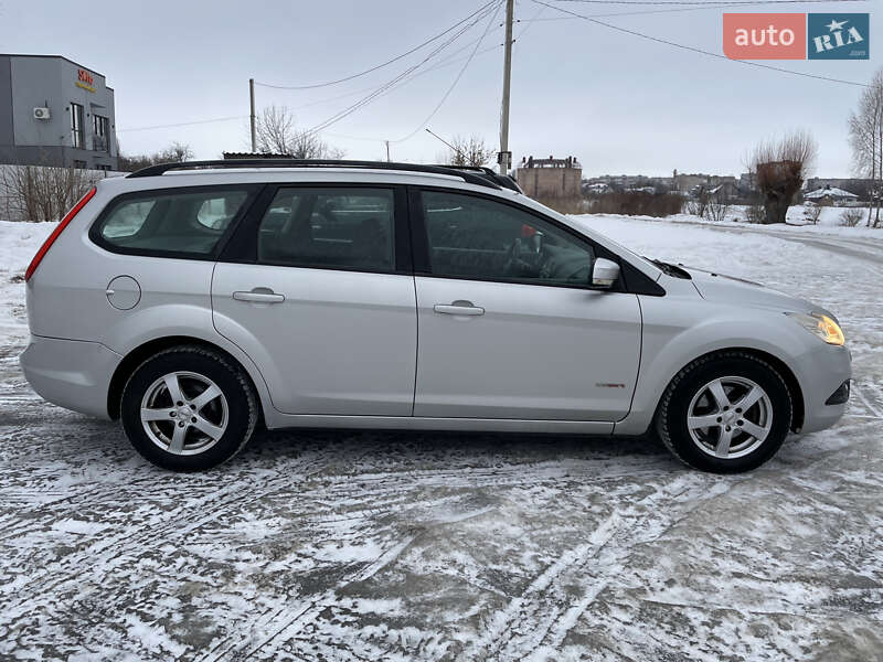 Універсал Ford Focus 2008 в Рівному фото 9 Універсал Ford Focus 2008 в Рівному