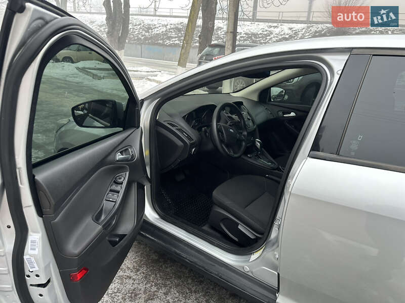 Хетчбек Ford Focus 2015 в Полтаві фото 17 Хетчбек Ford Focus 2015 в Полтаві
