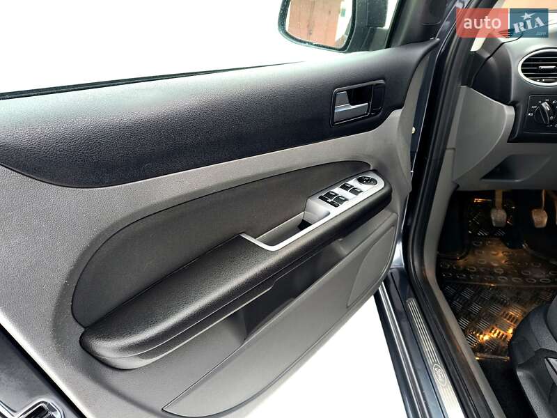 Универсал Ford Focus 2008 в Звягеле