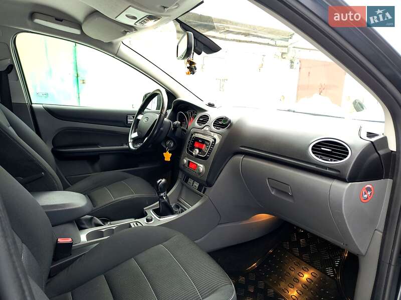 Универсал Ford Focus 2008 в Звягеле